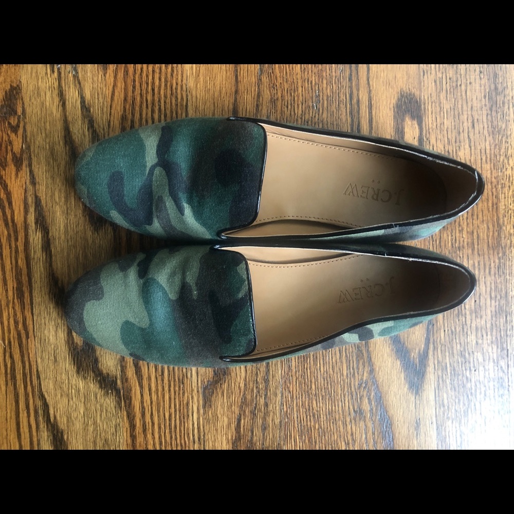 J crew Ladies smoking flats camo print size 7.5
